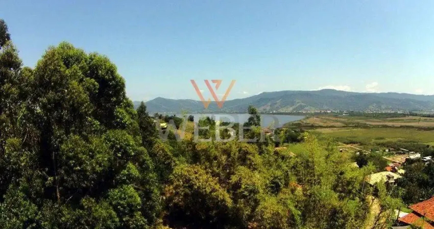 Terreno à venda na Praia da Ferrugem, Garopaba