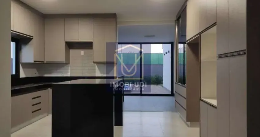 Casa em condomínio fechado com 4 quartos à venda no Granja Marileusa, Uberlândia 