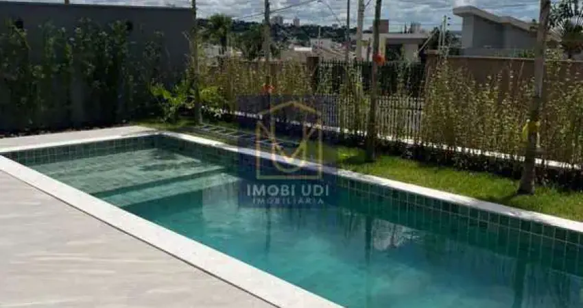 Casa em condomínio fechado com 4 quartos à venda no Gávea, Uberlândia