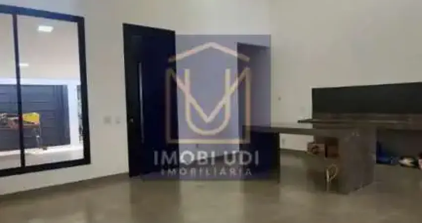 Casa com 3 quartos à venda na Cidade Jardim, Uberlândia