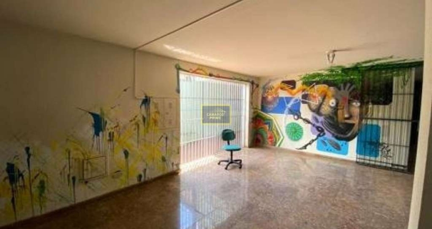 Sobrado residencial para venda ou locação no Sumaré