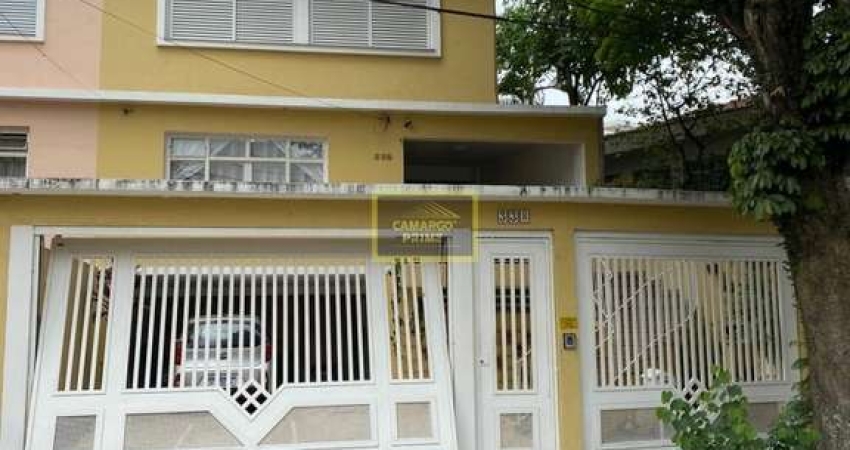 Casa com 3 quartos para alugar na Rua Padre Cerda, 338, Vila Madalena, São Paulo