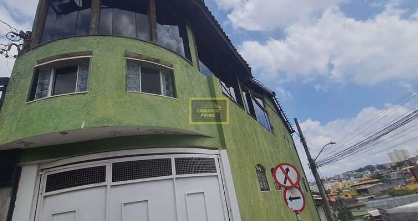 Casa com 2 quartos à venda na Rua Aparecido Gomes da Silva, 213, Parque Pinheiros, Taboão da Serra