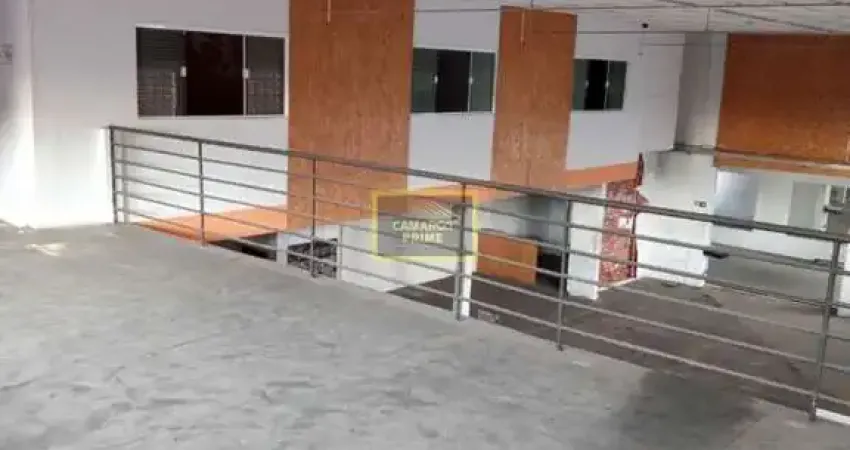 Imóvel comercial de esquina, bem localizado no Maria Rosa avenida de movimento