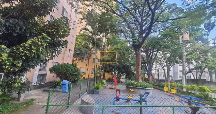 Apartamento com 02 dormitórios para venda no Campo Limpo