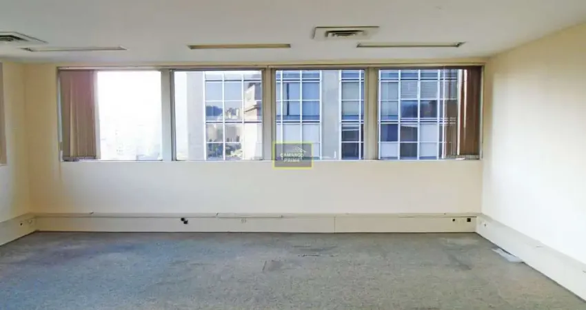 Conjunto comercial para venda no Centro Histórico de São Paulo