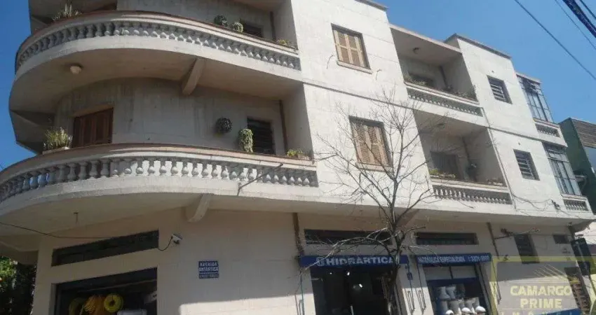 Casa comercial à venda na Avenida Antártica, 575, Água Branca, São Paulo