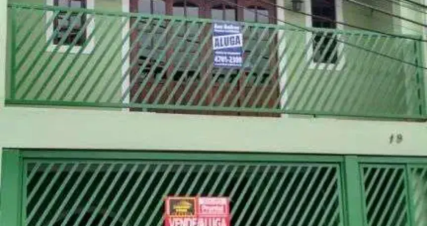 Sobrado em rua tranquila para venda no Campo Limpo