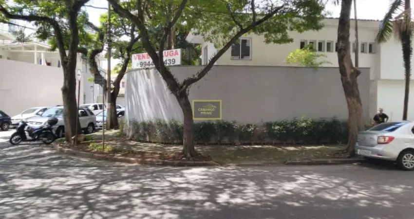 Casa comercial com 8 salas para alugar na Rua Ibiapinópolis, 55, Jardim Paulistano, São Paulo