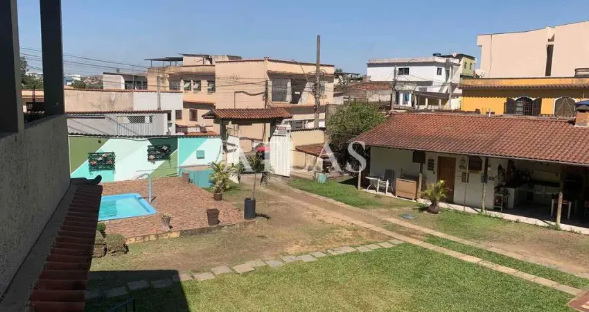 Casa com 3 quartos à venda na Avenida Santa Vitória, 10, Retiro, Volta Redonda