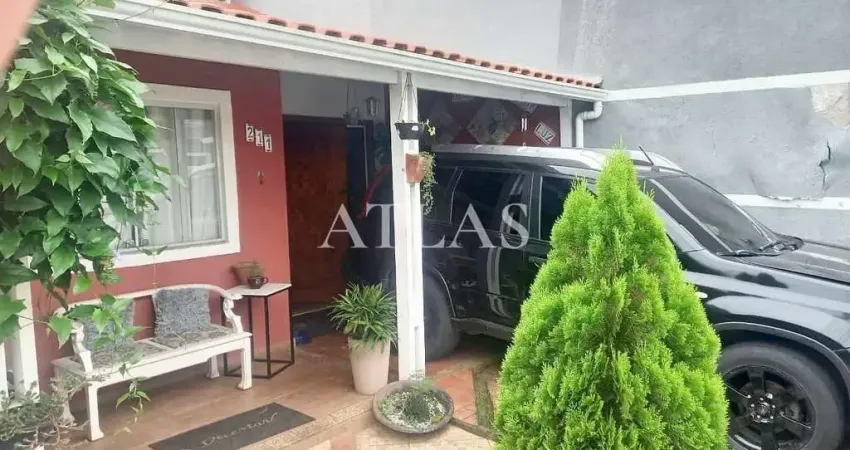 Casa com 2 quartos à venda na Rua Dezenove, 800, Casa de Pedra, Volta Redonda