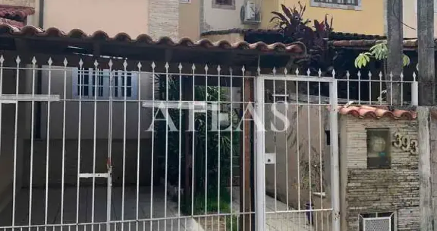 Casa com 2 quartos à venda na Rua Romeu da Costa Vieira, 393, Jardim Belvedere, Volta Redonda