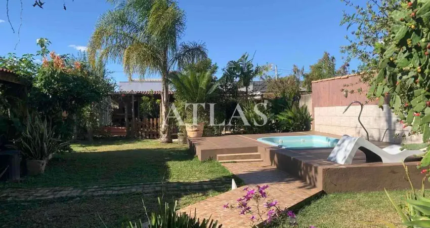 Casa com 3 quartos à venda na Rua José Gomes da Silva Junior, 80, Centro, Pinheiral