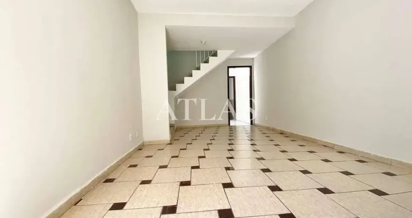 Casa com 3 quartos à venda na Avenida Paulista, 654, Retiro, Volta Redonda