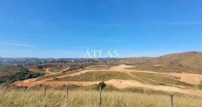 Terreno à venda na Rua A, 65, Vale Dos Pinheiros, Pinheiral
