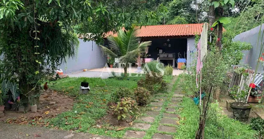 Casa linear, excelente acabamento, casa de pedra, volta redonda, rj