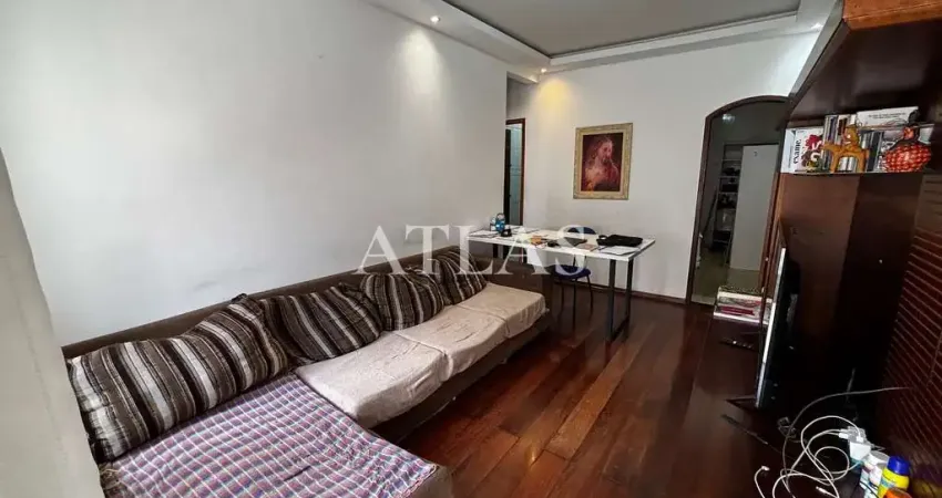 Casa com 2 quartos à venda na Rua Gil Ferreira, 10, Vila Mury, Volta Redonda