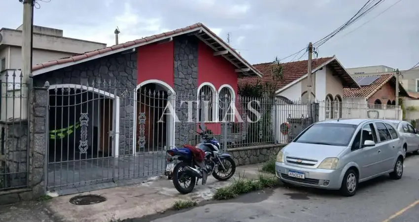 Casa com 4 quartos à venda na Rua Sete, 331, Jardim Veneza, Volta Redonda