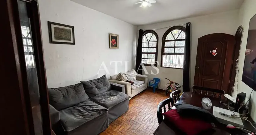 Casa com 4 quartos à venda na Rua Sete, 331, Jardim Veneza, Volta Redonda