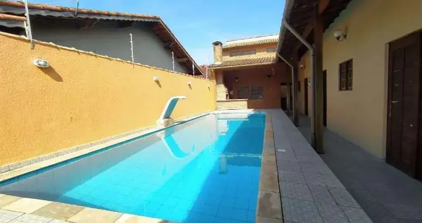 Casa para Venda em Itanhaém, Jardim Jamaica, 4 dormitórios, 2 banheiros, 5 vagas