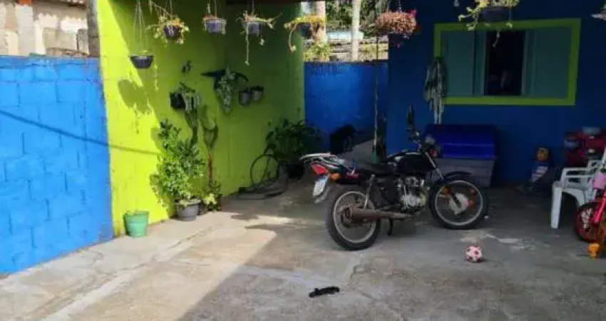 Casa para Venda em Itanhaém, Jardim Umuarama, 1 dormitório, 1 banheiro, 2 vagas