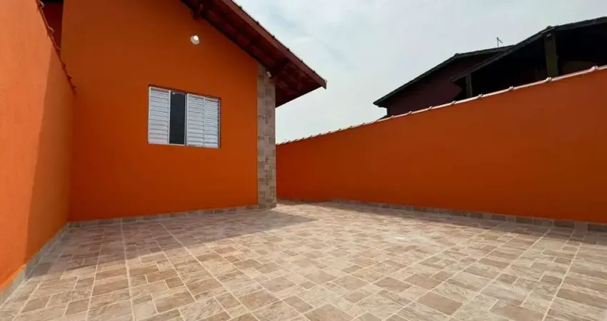 Casa para Venda em Itanhaém, Bopiranga, 2 dormitórios, 1 suíte, 2 banheiros, 2 vagas