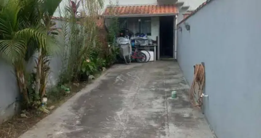 Casa para Venda em Itanhaém, Bopiranga, 2 dormitórios, 1 banheiro, 3 vagas