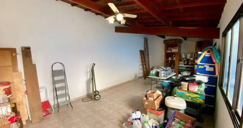 Casa para Venda em Itanhaém, Balneário Gaivota, 3 dormitórios, 2 suítes, 1 banheiro, 6 vagas