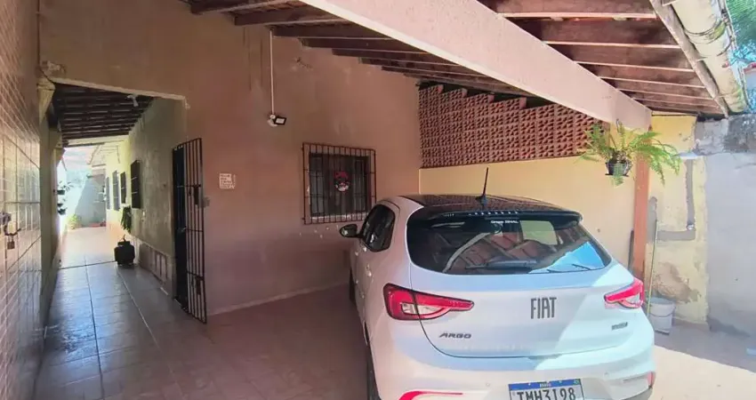 Casa para Venda em Itanhaém, Bopiranga, 2 dormitórios, 1 suíte, 1 banheiro, 2 vagas