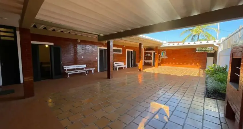 Casa para Venda em Itanhaém, Cibratel 1, 4 dormitórios, 4 suítes, 5 banheiros, 4 vagas