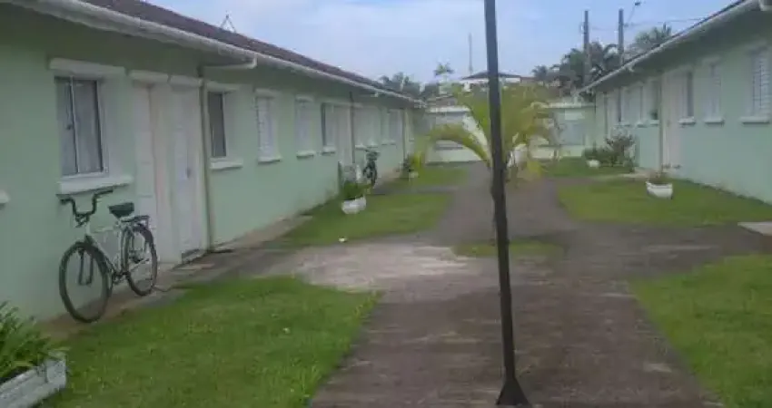 Casa para Venda em Itanhaém, Jardim Umuarama, 2 dormitórios, 1 banheiro, 1 vaga