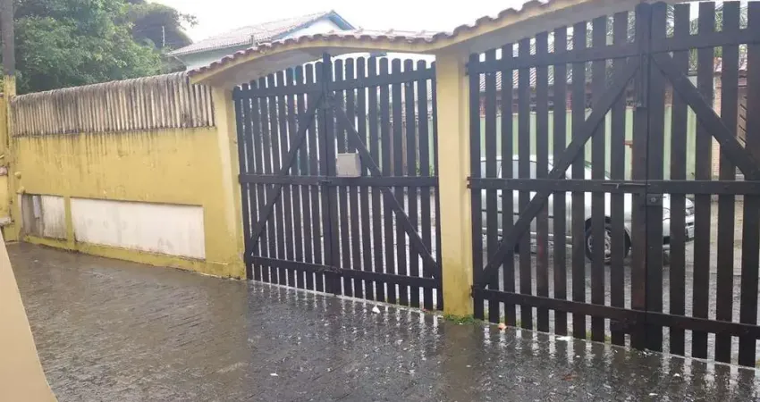Casa para Venda em Itanhaém, Jardim Itapel, 3 dormitórios, 1 suíte, 1 banheiro, 4 vagas
