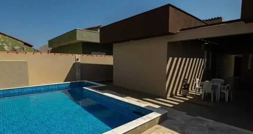 Casa exclusiva no conjunto  alagamar em ponta negra próximo a praça