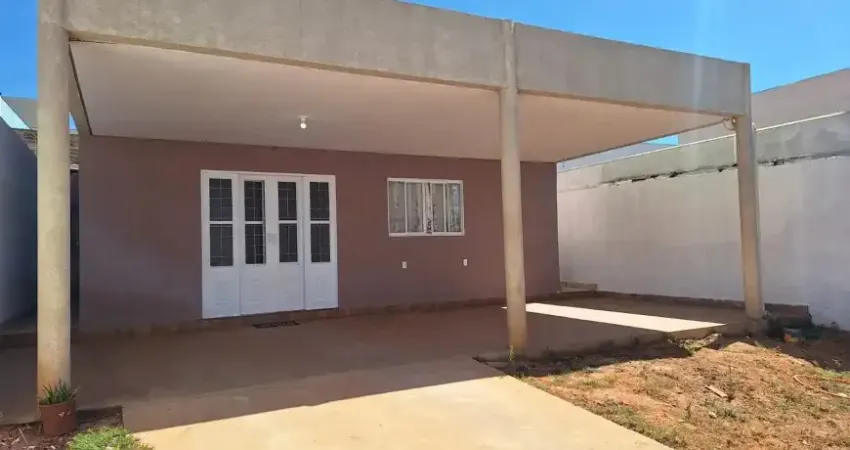 Casa a venda muito linda em nova parnamirim boa estrutura e terreno grande