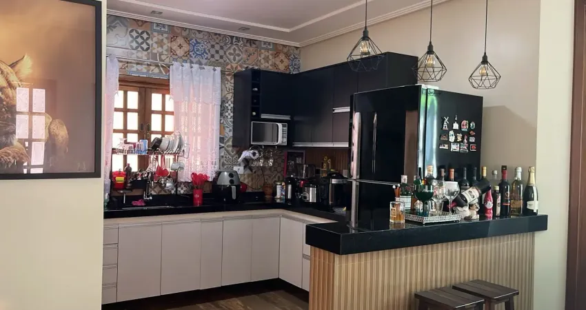 Oportunidade! casa térrea 2 suítes no condomínio terras de santa helena.