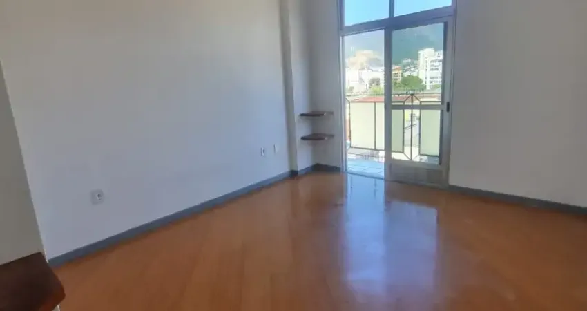 Vila isabel, shopping, 2 quartos, sacada, 2 vagas,vazio, elevador