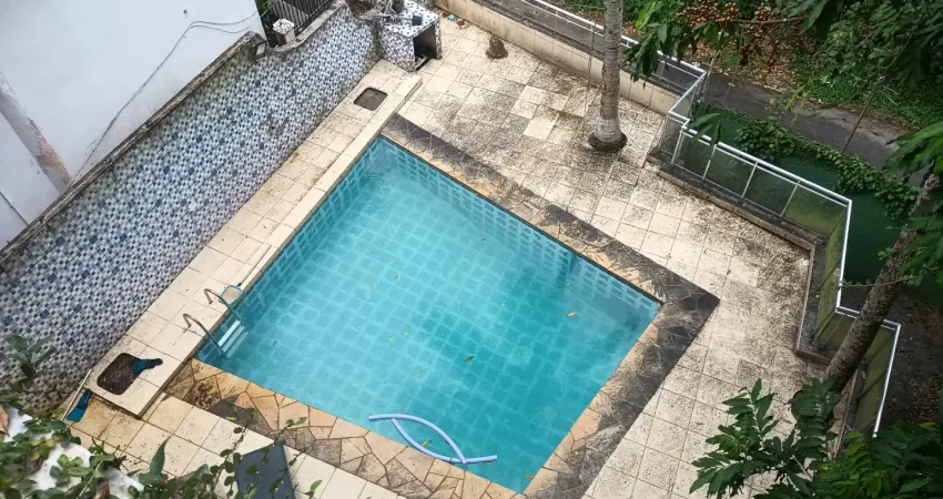 Mansão de 570 m² na rua fechada do grajaú com vista deslumbrante e lazer completo