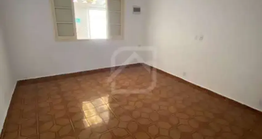 Casa com 3 quartos para alugar na Rua Senador Vergueiro, 57, Vila Scarpelli, Santo André