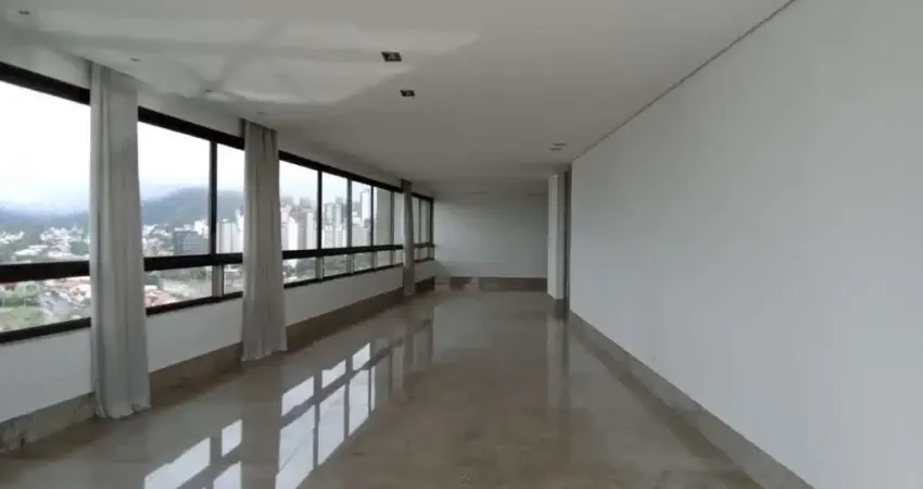 Apartamento com 4 quartos para alugar na Rua Xingu, 376, Santa Lúcia, Belo Horizonte