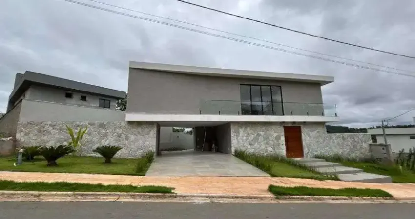 Sobrado para aluguel e venda tem 366 metros quadrados com 3 quartos