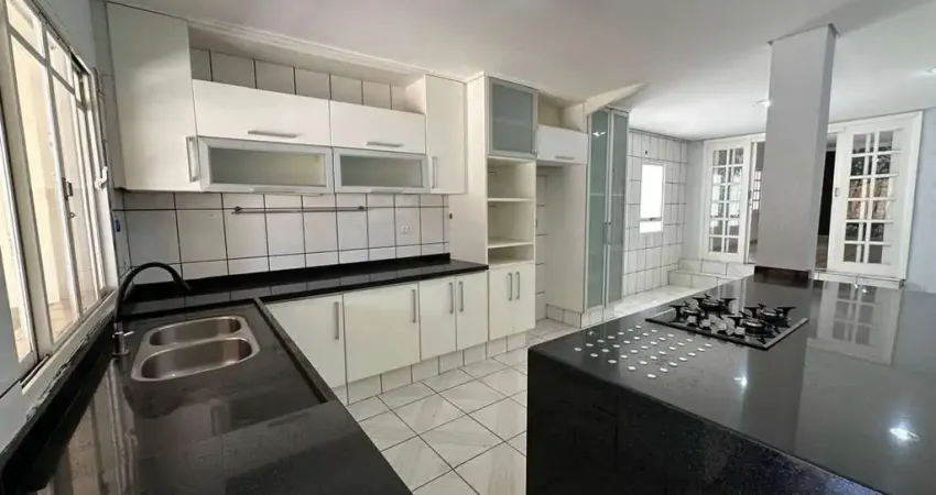 Casa com 3 quartos à venda no Cechino, Americana