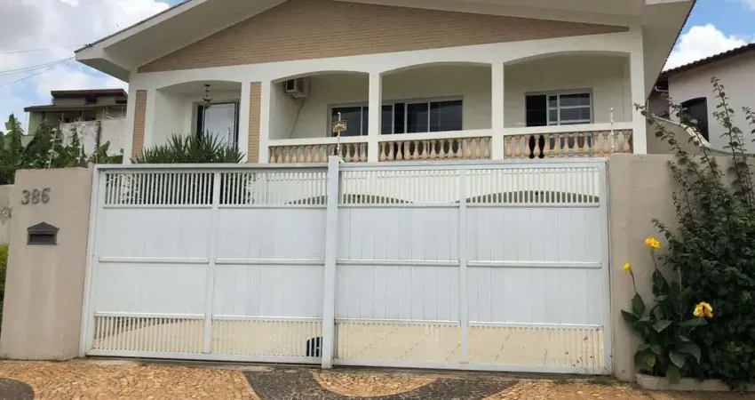 Casa com 3 quartos à venda na Vila Santa Maria, Americana 