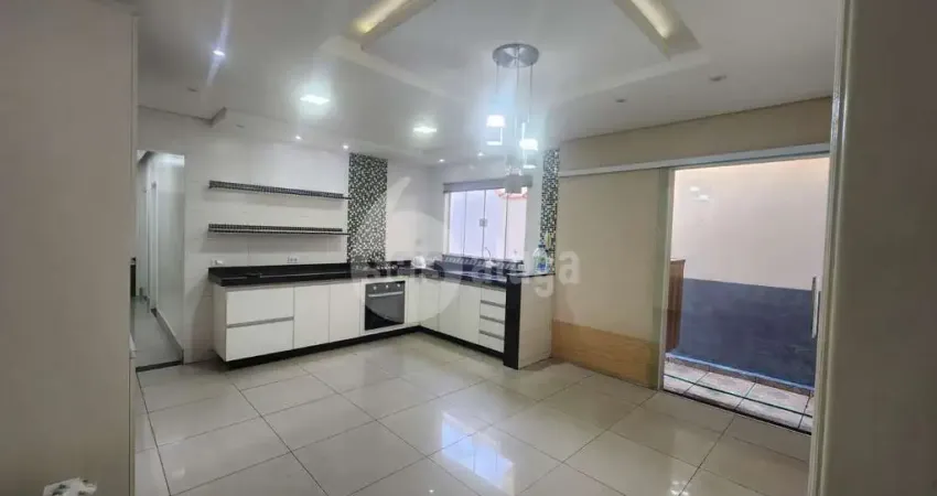 Casa com 2 quartos à venda no Parque Nova Carioba, Americana 