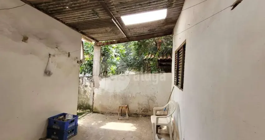 Casa à venda em santa cruz, sbo: 3 dorms, 2 banheiros, r$190mil