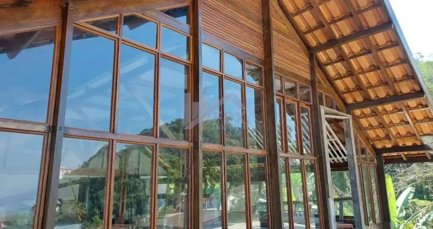 Casa alto padrão para venda em itanhaém, praia dos sonhos, 3 dormitórios, 1 suíte, 2 banheiros, 6 vagas