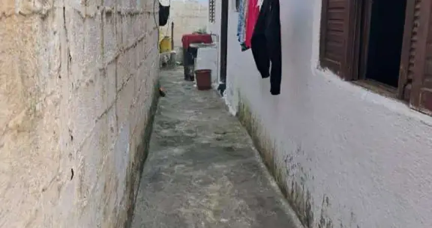 Casa para venda em itanhaém, jardim do rio do poço, 1 dormitório, 1 banheiro, 4 vagas