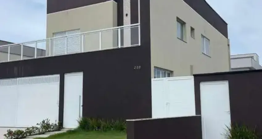 Casa Alto Padrão para Venda em Itanhaém, Jardim Grandesp, 5 dormitórios, 2 suítes, 2 banheiros, 3 vagas
