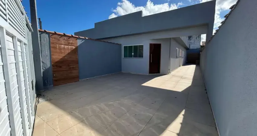 Casa para Venda em Itanhaém, Jardim das Palmeiras, 2 dormitórios, 1 suíte, 2 banheiros, 2 vagas