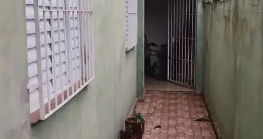 Casa para Venda em Itanhaém, Balneário Jequitibá, 2 dormitórios, 1 suíte, 1 banheiro, 2 vagas