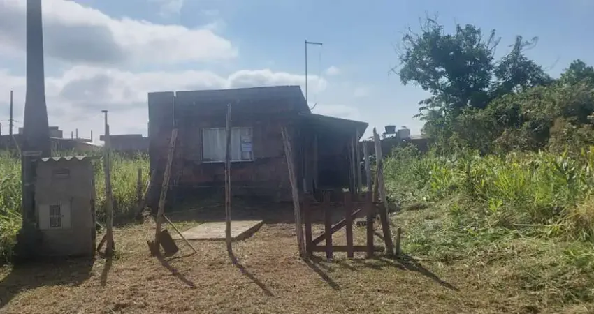 Casa para Venda em Itanhaém, São Pedro, 2 dormitórios, 1 suíte, 1 banheiro, 1 vaga